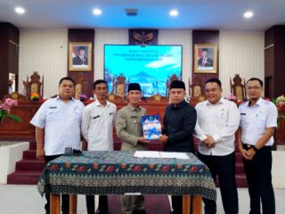 DPRD Lebong Gelar Paripurna Penyampaian Nota Pengantar LKPJ 2025