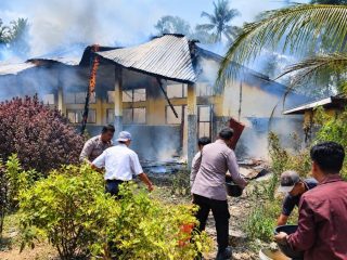 Kebakaran Hanguskan Dua Ruang Kelas SMKN 3 Lebong, Kerugian Ditaksir Rp200 Juta