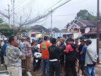 Puluhan Simpatisan Geruduk Kantor PMD Lebong, Desak Marno Siswanto Ikut Pilkades Lemeu